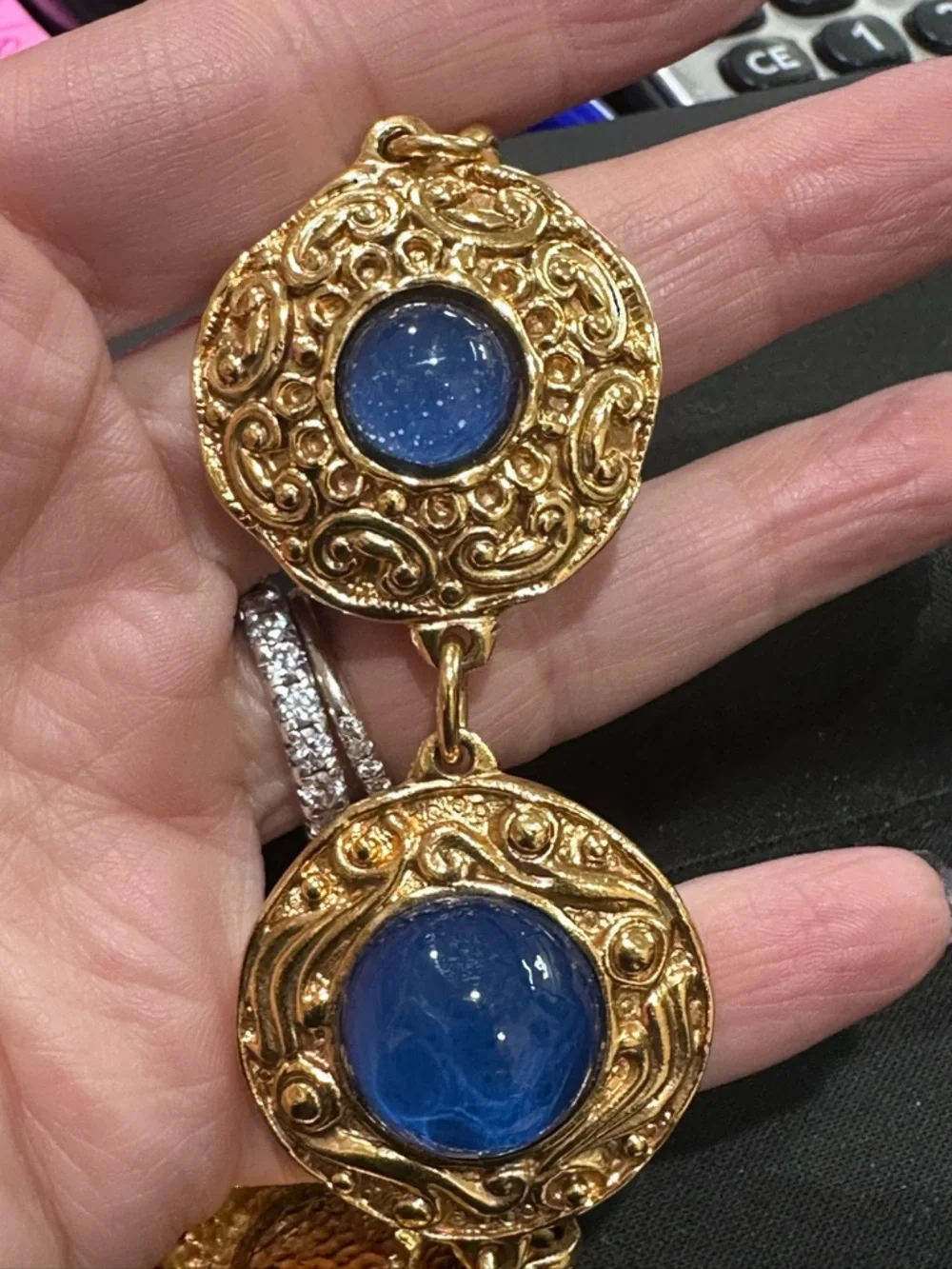 Pre Owned CHANEL Gold-Tone Bracelet with Blue Cabochons - Picture 5 of 16